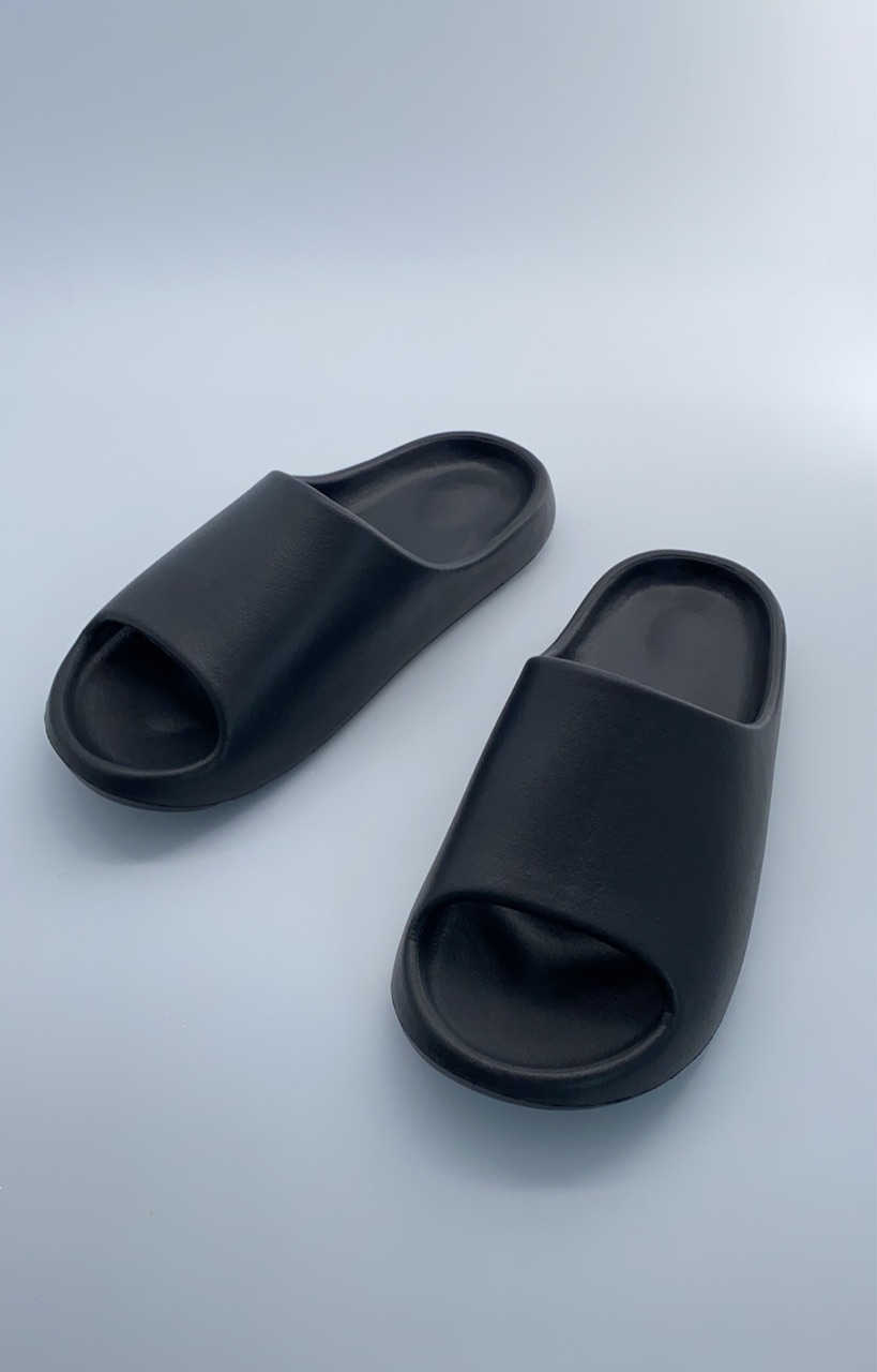 Classic Coconut Cushioned Thick Slipper(Black,39-40)